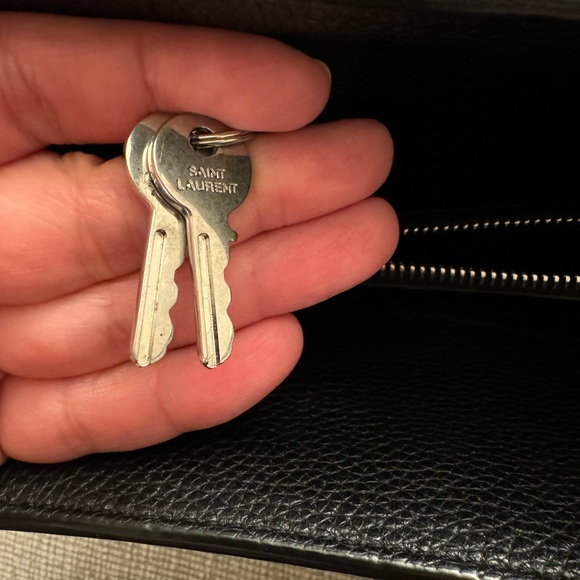 Authentic YSL Baby Sac De Jour Grained Supple Souple Black Barely Used - Picture 7 of 10